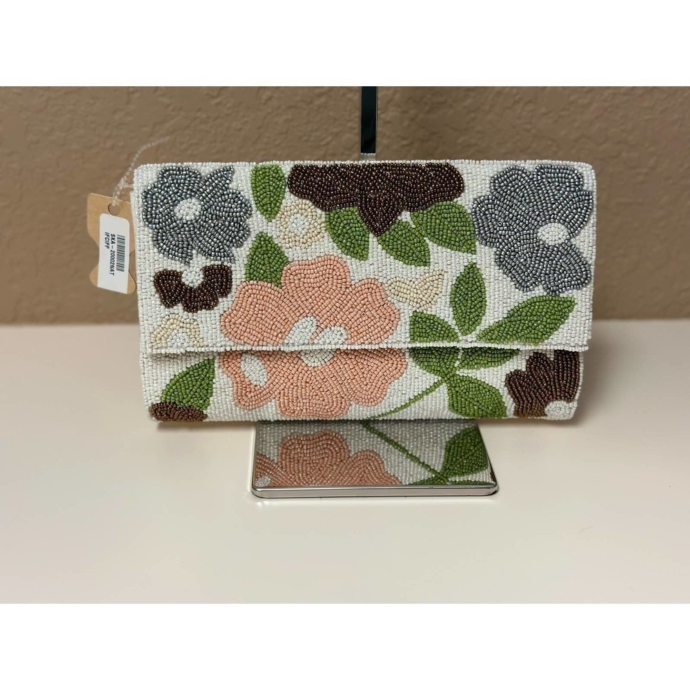 Gorgeous Beaded Clutch Bag w/ Chain Option‎ - Picture 3 of 4